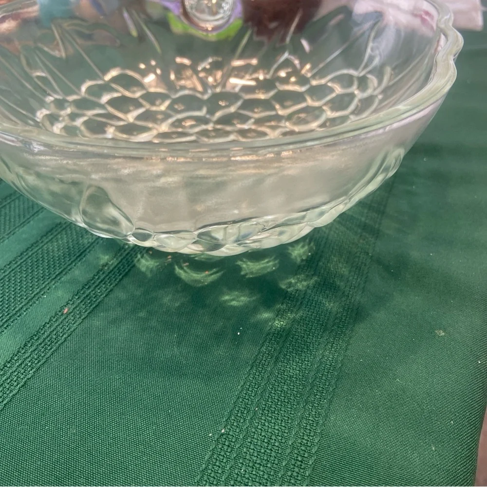 Strawberry shaped glass serving bowl